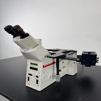 Leica DMIRE2 Microscope image 1